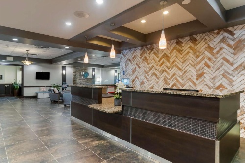 Best Western Plus Chocolate Lake Hotel image 19