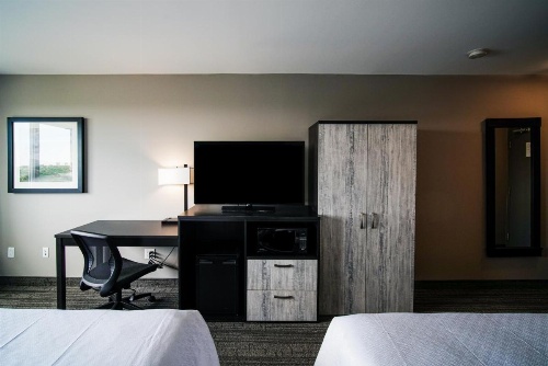 Best Western Plus Chocolate Lake Hotel image 33