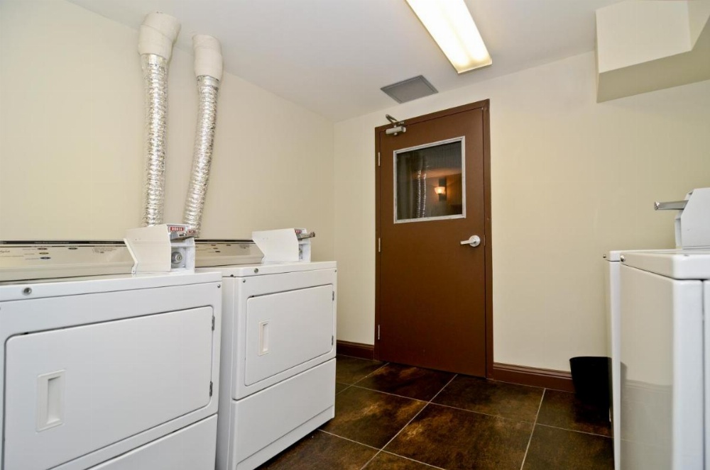 Best Western Plus Chocolate Lake Hotel Image 42