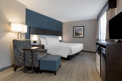 Best Western Plus Chocolate Lake Hotel image 46