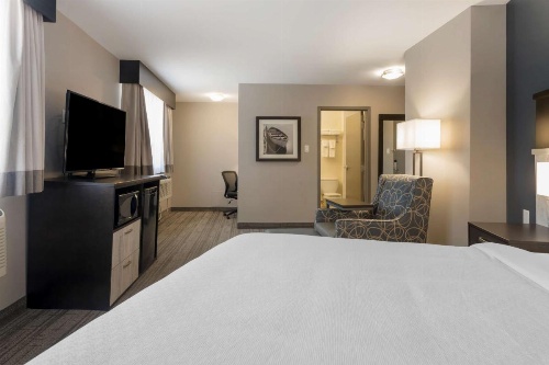 Best Western Plus Chocolate Lake Hotel image 47