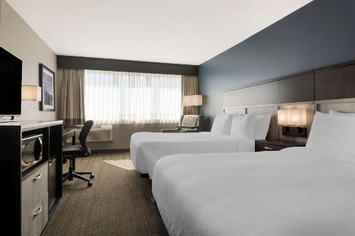 Best Western Plus Chocolate Lake Hotel image 48